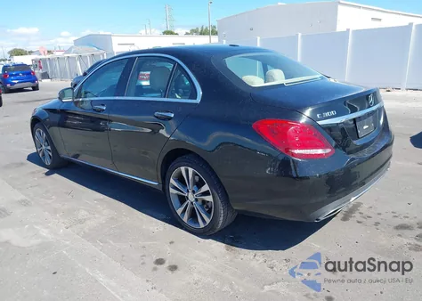 2016 Mercedes-Benz C 300 4Matic from USA, damaged, VIN 55SWF4KB9GU167921